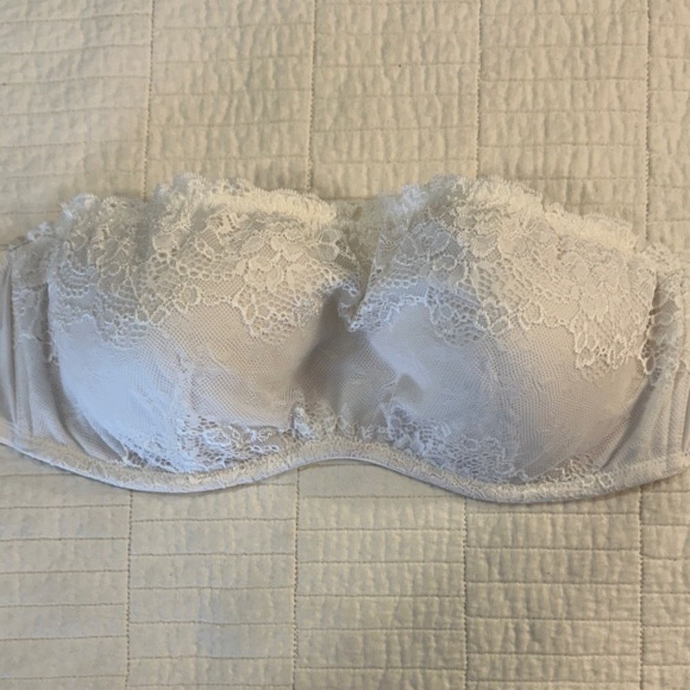 36D Sweet Nothings Maidenform Elegant Lace Strapless Bra Bandeau Balconet Lined
